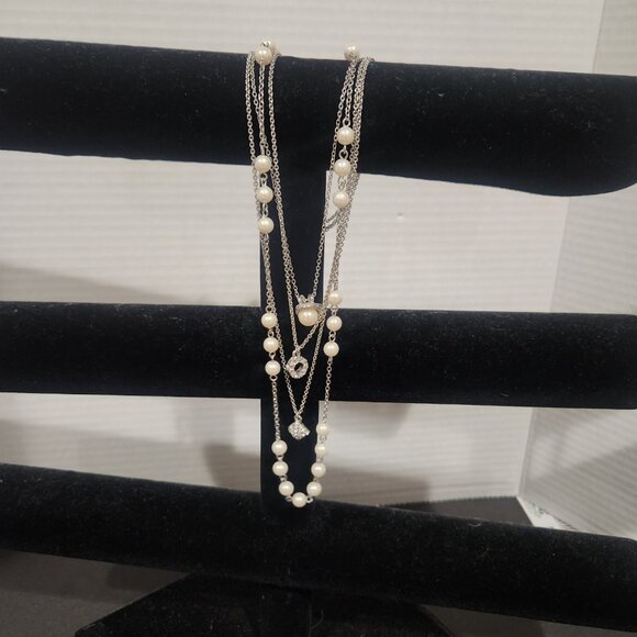 Ann Taylor Faux Pearl & Diamond Rhinestone Clusters 4 Strands Necklace Silver - Picture 2 of 10